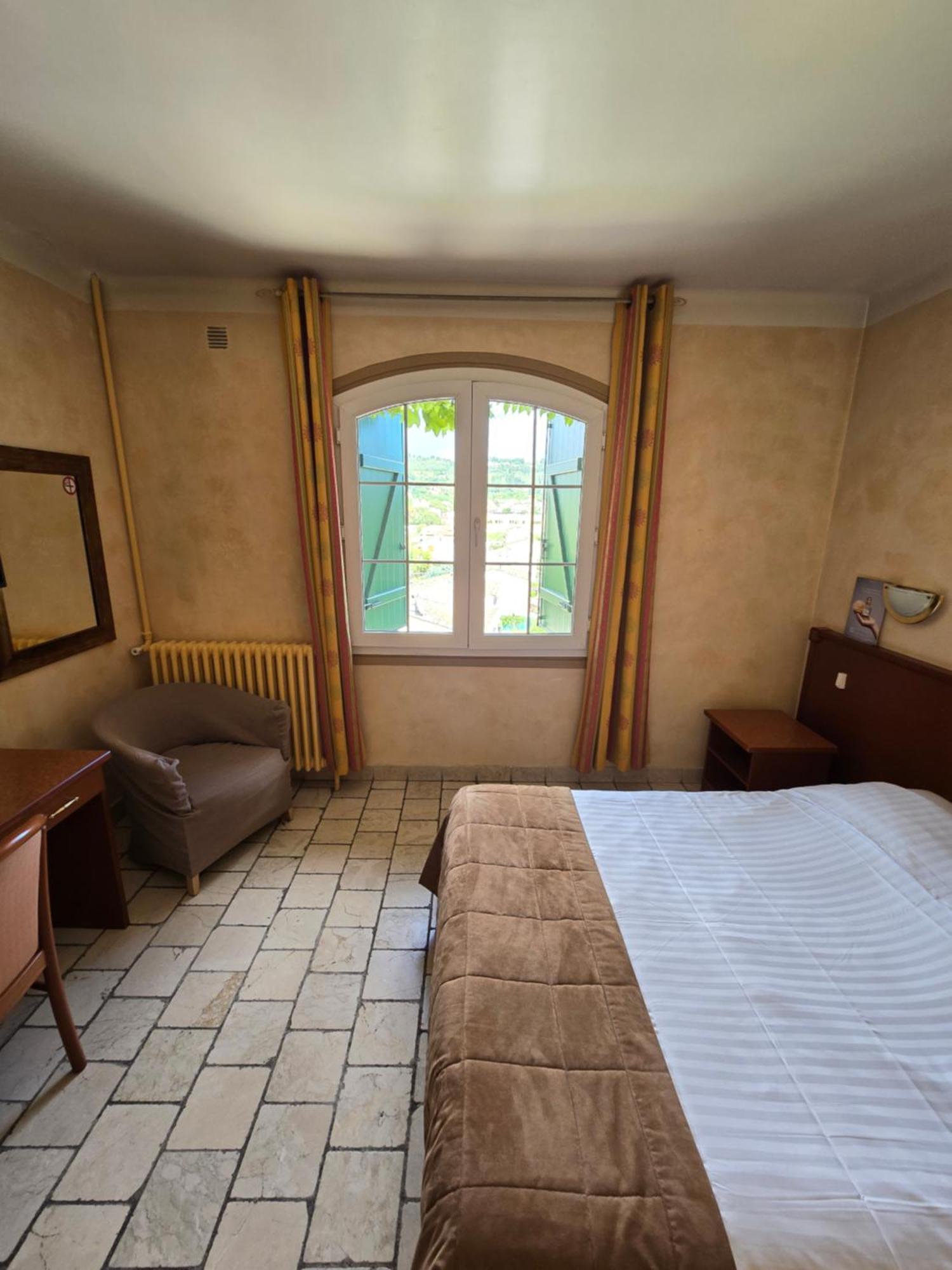 Auberge Les Aromes Grasse Exteriér fotografie